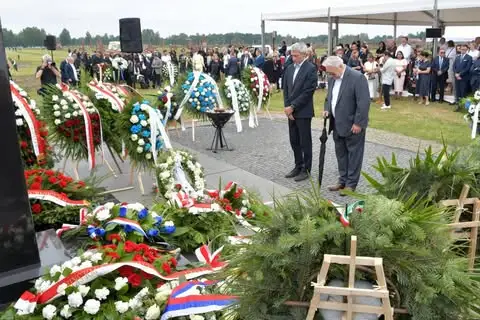 82. rocznica likwidacji Zigeunerlager: pamięć o romskich ofiarach Auschwitz