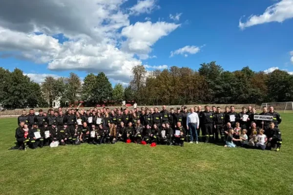 Zawody sportowo-pożarnicze w Brzeszczach: OSP Brzezinka i OSP Stawy Monowskie na podium